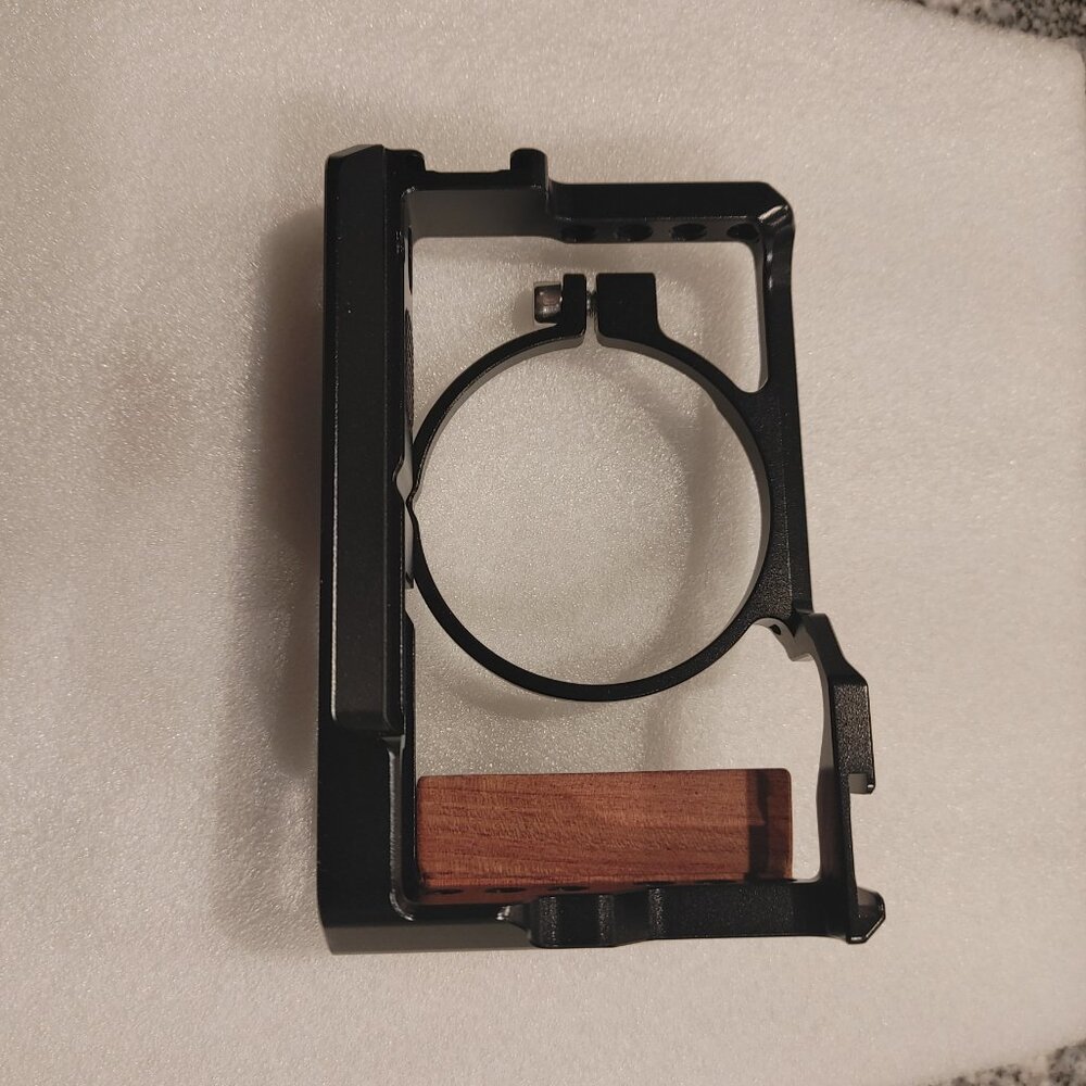Camera Cage with side handle and cold shoe for Sony RX100 VII RX100 VI  CCS2434